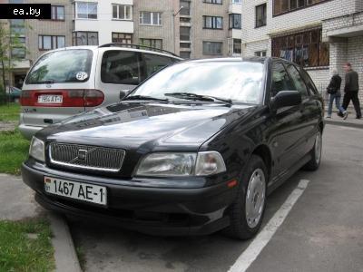 -  Volvo V40  40